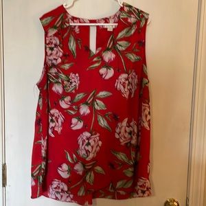 Perfect dress tank for under a blazer or by itself. Size 2x
